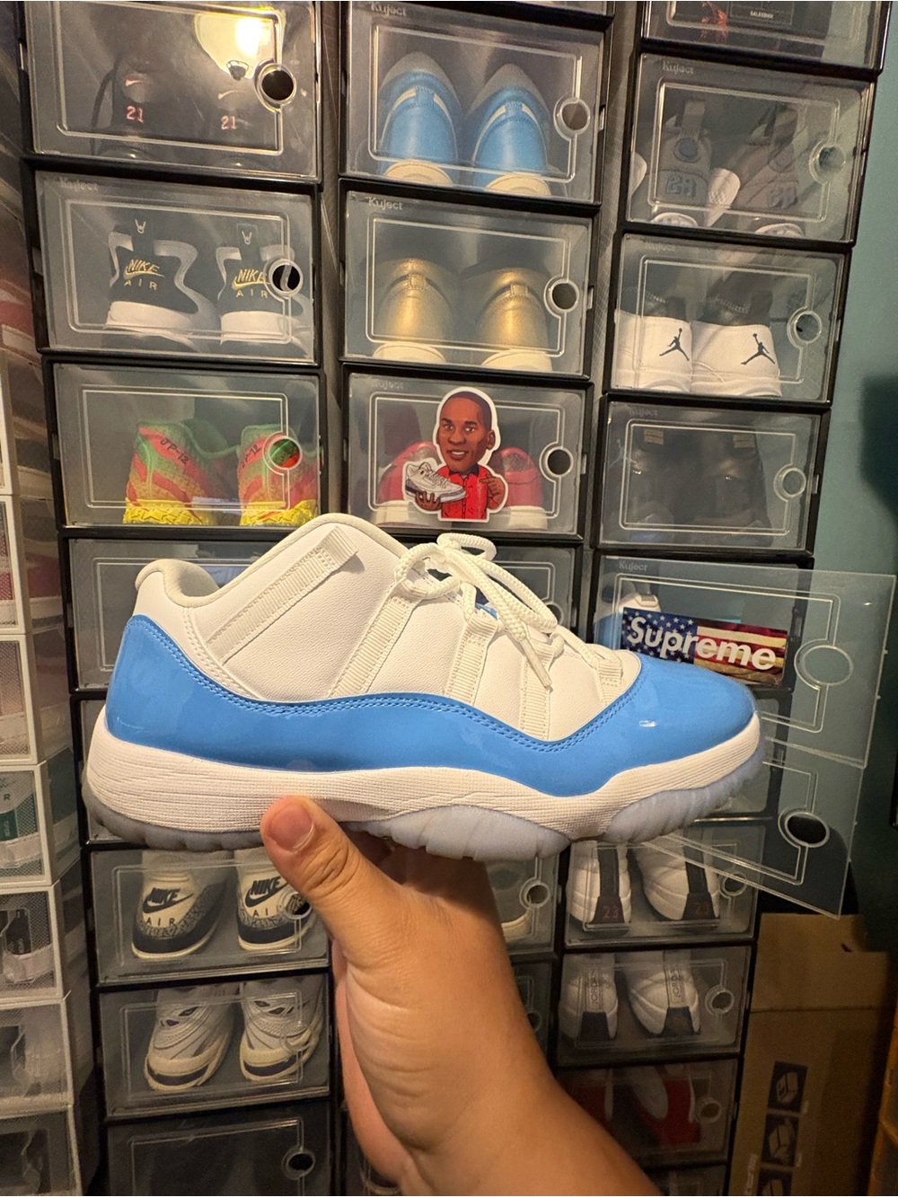 Air Jordan 11 low UNC